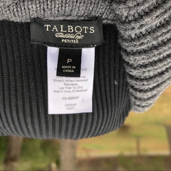 Talbots Gray Short Sleeve Cable Sweater - Picture 3 of 4